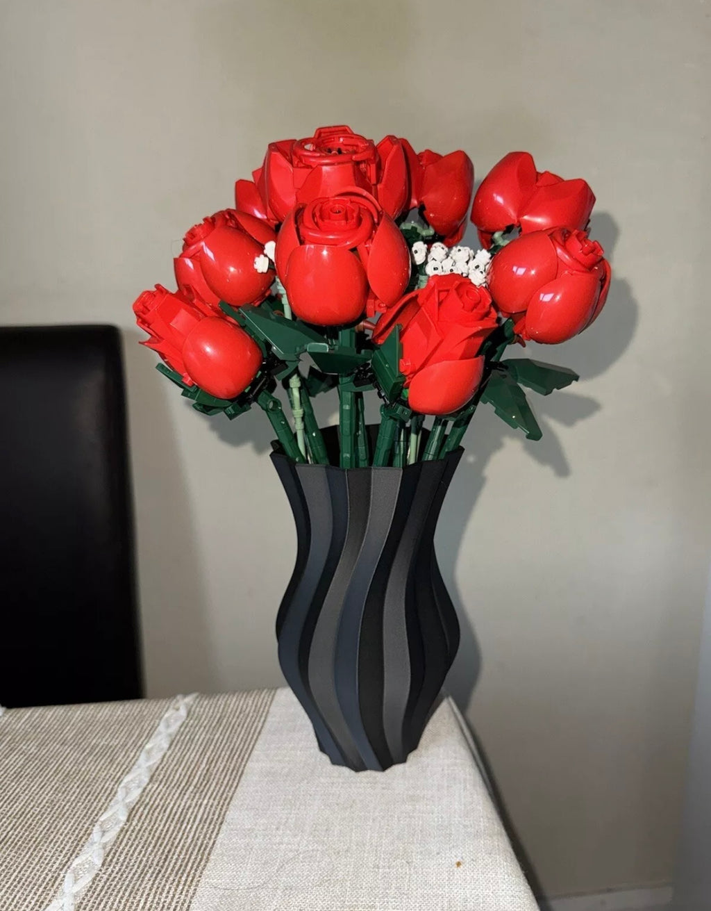 Spiral 3D Printed Vase Compatible with LEGO® Rose Bouquet (Set 10328)